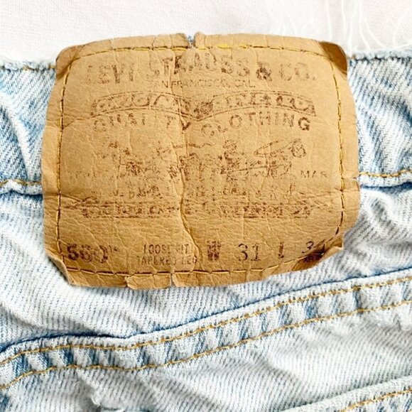 Levi's orange tab light wash heavily distressed 560 loose fit tapered leg jeans - Picture 7 of 10